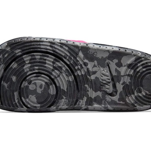 🔥Host Pick🔥 BNIB Nike Offcourt Slides Sandals With Pride Box - Picture 3 of 5